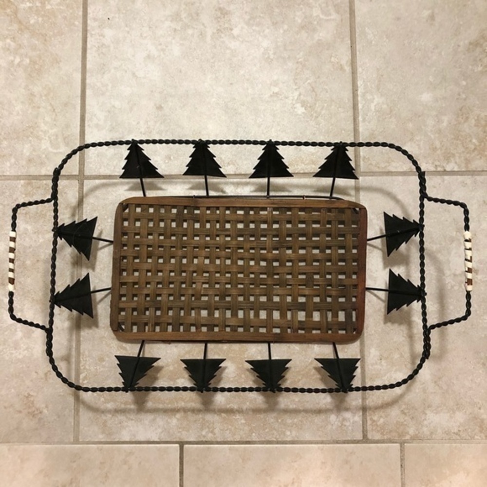 Christmas basket server